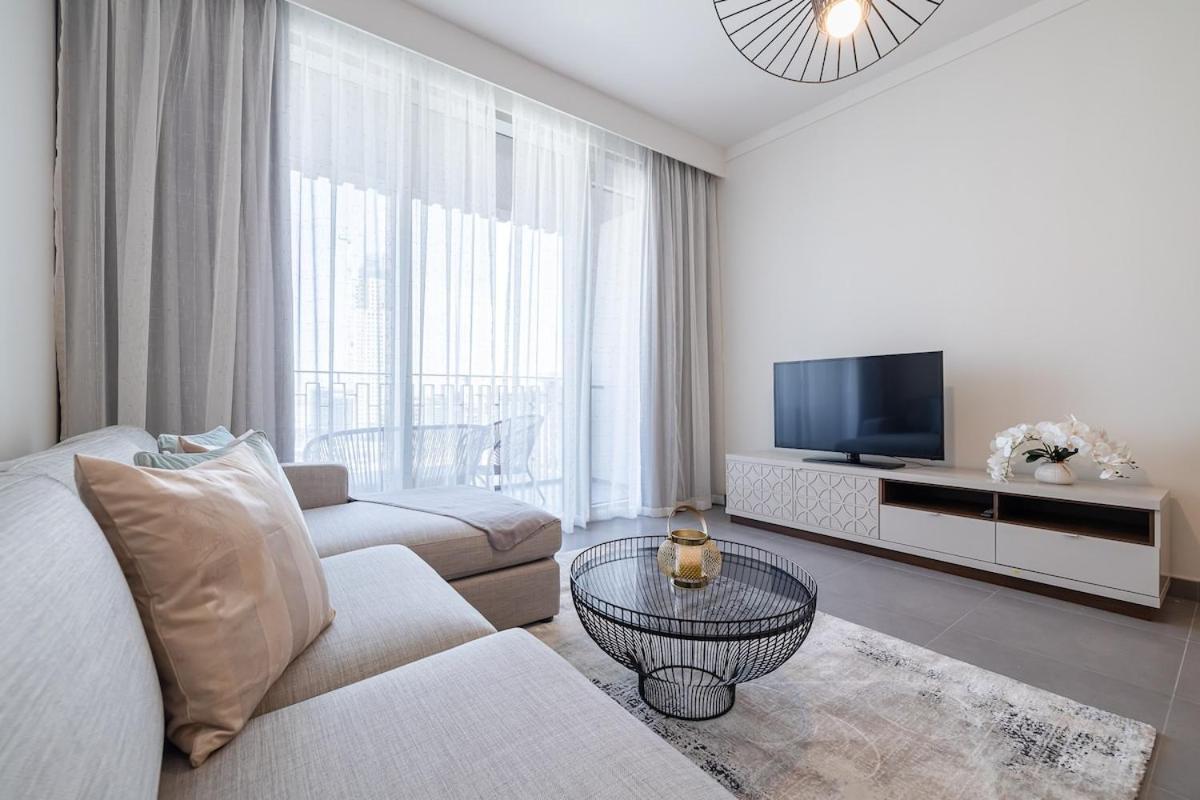 Spacious 2Bdr In Creek Harbor With City View Dubaj Kültér fotó